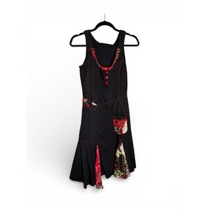 Dolcezza black sleeveless red floral dress midi